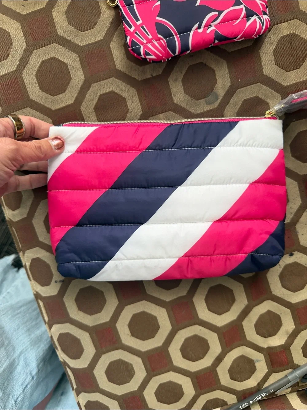 Estee Lauder Pink Navy White Quilted Cosmetic Wristlet Set